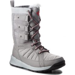 Śniegowce COLUMBIA - Meadows Shorty Omni-Heat 3D BL5967 Monument/Sunset Red 036. Szare kozaki damskie Columbia, na zimę, ze skóry ekologicznej, bez zapięcia. W wyprzedaży za 369,00 zł.