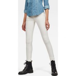 G-Star Raw - Jeansy. Niebieskie jeansy damskie G-Star RAW, bez wzorów, z elastanu. W wyprzedaży za 239,90 zł.