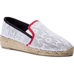 Espadryle TOMMY HILFIGER - Tommy Mesh Sporty Espadrille FW0FW03792 Bright White 161. Białe espadryle damskie TOMMY HILFIGER, bez wzorów, ze skóry, bez obcasa, na płaskiej podeszwie. W wyprzedaży za 189,00 zł.