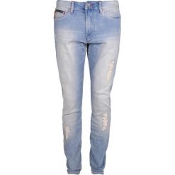 Armani Exchange Jeansy "J22 Tapered". Czerwone jeansy męskie Armani Exchange, bez wzorów. Za 399,00 zł.