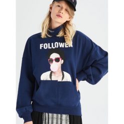 Bluza oversize z golfem - Granatowy. Niebieskie bluzy damskie marki Sinsay, s, bez wzorów, bez rękawów, bez kaptura. Za 39,99 zł.