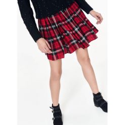 MINI SPÓDNICZKA DAMSKA W KRATĘ. Czerwone golfy damskie Top Secret, na co dzień, w kratkę, mini, koszulowe. W wyprzedaży za 29,99 zł.
