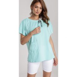 Miętowa Bluzka Guinerenna. Zielone bluzki damskie Renee, xl, bez wzorów, bez kołnierzyka, bez rękawów. Za 59,99 zł.