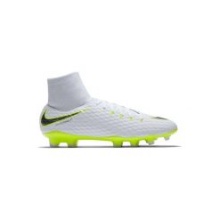 Buty do piłki nożnej Phantom 3 Academy FG korki. Białe bez kategorii marki Nike, z syntetyku, do piłki nożnej. W wyprzedaży za 249,99 zł.