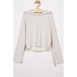 Guess Jeans - Bluza dziecięca 118-17 cm. Szare bluzy dziewczęce Guess Jeans, z aplikacjami, z poliesteru, bez rękawów, z kapturem. W wyprzedaży za 179,90 zł.