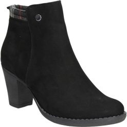 Botki casu b-03. Botki damskie Casu, bez obcasa, bez zapięcia. Za 249,99 zł.