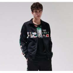 Bluza z kwiatową lamówką -. Bluzy męskie Cropp, s, bez wzorów, bez kołnierzyka, bez rękawów, bez kaptura. Za 89,99 zł.