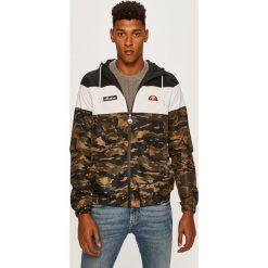 Ellesse - Kurtka. Zielone płaszcze męskie Ellesse, m, bez wzorów, z poliesteru, krótkie, z kapturem. W wyprzedaży za 249,90 zł.