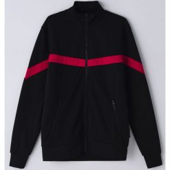 Rozpinana bluza ze stójką - Czarny. Czarne bluzy męskie Cropp, s, bez wzorów, ze stójką, bez rękawów, bez kaptura. Za 89,99 zł.