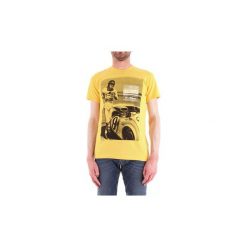T-shirty z krótkim rękawem Barbour BATEE0366. Żółte t-shirty męskie Barbour, s, bez wzorów, bez kołnierzyka, krótkie. Za 238,67 zł.