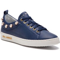 Sneakersy EVA MINGE - Picasent 4Q 18GR1372474EF 107. Niebieskie półbuty damskie Eva Minge, na co dzień, z aplikacjami, ze skóry, bez obcasa, na płaskiej podeszwie, bez zapięcia. W wyprzedaży za 289,00 zł.