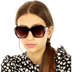 Luksusowe okulary przeciwsłoneczne mazzini geometric star czarny. Czarne okulary przeciwsłoneczne damskie LOOKS STYLE EYEWAER, retro. W wyprzedaży za 59,90 zł.