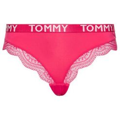 Stringi TOMMY HILFIGER UW0UW02216. Różowe stringi damskie TOMMY HILFIGER, s, bez wzorów, z elastanu. Za 119,00 zł.