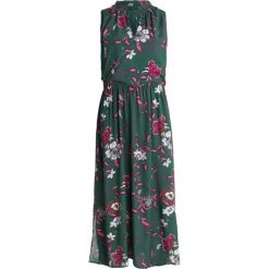 One more story DRESS Długa sukienka evergreen. Zielone sukienki damskie marki one more story, bez wzorów, z wiskozy, bez kołnierzyka, z długim rękawem, długie, maxi. Za 419,00 zł.