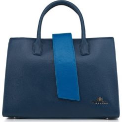 Torebka damska. Niebieskie kuferki damskie Wittchen, w paski, ze skóry, eleganckie, bez dodatków. W wyprzedaży za 299,90 zł.