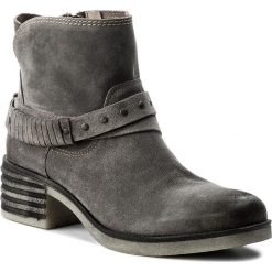 Botki NESSI - 17261/O Szary W2. Szare botki damskie na obcasie Nessi, ze skóry. W wyprzedaży za 239,00 zł.
