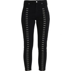 Topshop HOOK EYE JAMIE Jeans Skinny Fit black. Czarne rurki damskie marki Topshop, z elastanu. W wyprzedaży za 175,45 zł.