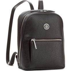 Plecaki damskie: Plecak TOMMY HILFIGER – TH Core Mini Backpack AW0AW04856 002