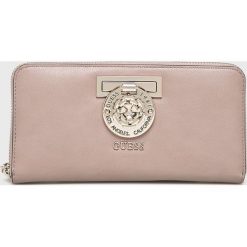 Guess Jeans - Portfel. Szare portfele damskie Guess Jeans, z aplikacjami, z jeansu. Za 279,90 zł.