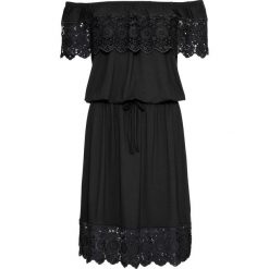 Sukienka z dekoltem "carmen" bonprix czarny. Czarne sukienki damskie bonprix, w paski, z koronki, bez kołnierzyka, bez rękawów. Za 109,99 zł.