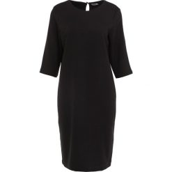 Filippa K TEXTURED TEE DRESS Sukienka letnia black. Czarne sukienki damskie marki Filippa K, na lato, xs, bez wzorów, z poliesteru, bez kołnierzyka, bez rękawów. W wyprzedaży za 491,40 zł.