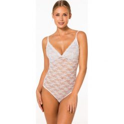 Dorina - Body Michelle. Białe body damskie Dorina, s, bez wzorów, z elastanu. W wyprzedaży za 39,90 zł.