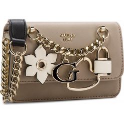 Torebka GUESS - HWVG69 96780 TMU. Niebieskie torebki klasyczne damskie marki Guess, z materiału. Za 449,00 zł.