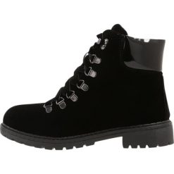 Botki damskie lity: Laura Biagiotti Botki sznurowane velvour black