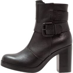 Botki damskie: Tosca Blu ST. MORITZ Botki na obcasie nero