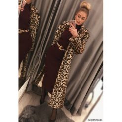 Płaszcz ze sztucznego futra - leopard. Płaszcze damskie Pakamera, bez wzorów, z futra, eleganckie. Za 699,00 zł.