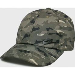 Nike Sportswear - Czapka. Szare czapki z daszkiem męskie Nike Sportswear. W wyprzedaży za 69,90 zł.