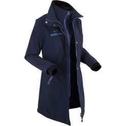 Długa kurtka softshell ze stretchem, w optyce 2 w 1 bonprix ciemnoniebieski. Niebieskie kurtki damskie bonprix, s, bez wzorów, z softshellu, długie. Za 239,99 zł.