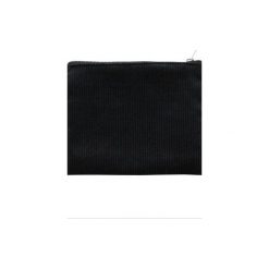 Czarna saszetka. Czarne etui damskie Szczypta. Za 65,00 zł.