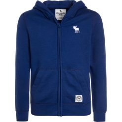 Abercrombie & Fitch BEST EVER Bluza rozpinana blue. Niebieskie bluzy chłopięce marki Abercrombie & Fitch, z bawełny. Za 169,00 zł.