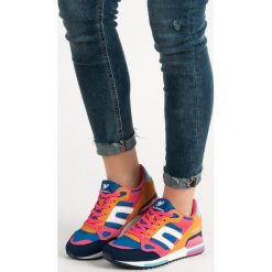 WYGODNE OBUWIE SPORTOWE. Szare buty sportowe damskie AX BOXING, bez wzorów, bez zapięcia. Za 76,90 zł.