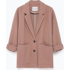 Kurtka "Pazzion" w kolorze niebieskim. Różowe kurtki damskie American Vintage, s, bez wzorów, z wełny. W wyprzedaży za 365,95 zł.