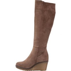 Buty zimowe damskie: KIOMI Kozaki na koturnie taupe