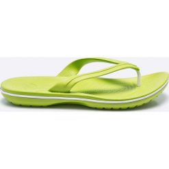 Crocs - Japonki. Zielone kapcie męskie Crocs, bez wzorów, z materiału. W wyprzedaży za 99,90 zł.