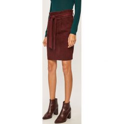 Vero Moda - Spódnica. Fioletowe spódniczki damskie Vero Moda, na co dzień, s, bez wzorów, z elastanu, mini, proste. W wyprzedaży za 49,90 zł.