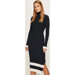 Tommy Hilfiger - Sukienka. Niebieskie sukienki damskie TOMMY HILFIGER, na co dzień, s, bez wzorów, z wiskozy, casualowe, z golfem, z długim rękawem, długie, midi, proste. W wyprzedaży za 679,90 zł.