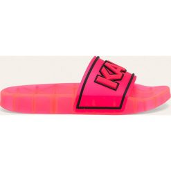 Karl Lagerfeld - Klapki. Czarne klapki damskie KARL LAGERFELD, bez wzorów, z gumy, bez obcasa, na obcasie. Za 339,90 zł.