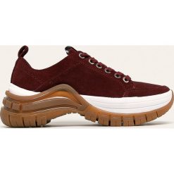 Calvin Klein Jeans - Buty skórzane. Fioletowe buty sportowe damskie Calvin Klein Jeans, bez wzorów, z jeansu, sportowe. W wyprzedaży za 319,90 zł.