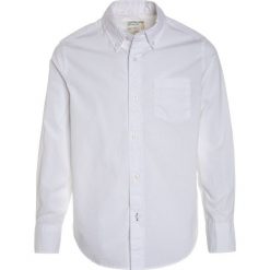 J.CREW SECRET WASH IN POPLIN Koszula white. Białe bluzki dziewczęce marki J.CREW, z bawełny. Za 139,00 zł.