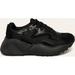 Answear - Buty. Czarne buty sportowe damskie ANSWEAR, bez wzorów, z gumy, sportowe. W wyprzedaży za 129,90 zł.