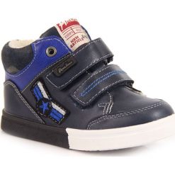 Buty sportowe chłopięce ocieplane granatowe American Club - granatowy. Niebieskie buty chłopięce sportowe American CLUB, bez zapięcia. Za 55,00 zł.