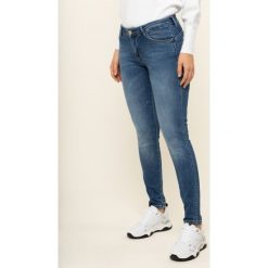 Jeansy Skinny Fit Guess Ultra Curve W01A37 D38R8. Niebieskie jeansy damskie Guess. W wyprzedaży za 249,00 zł.