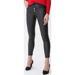 Czarne Spodnie Oaklynn. Czarne spodnie damskie Born2be, s, ze skóry. Za 89,99 zł.