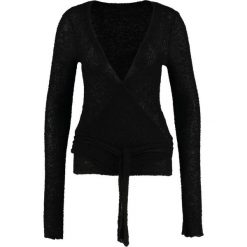 Swetry klasyczne damskie: Deha Sweter black