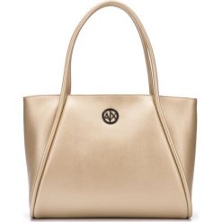 Armani Exchange Torebka Złoty. Żółte torebki klasyczne damskie Armani Exchange, bez wzorów, z materiału, bez dodatków. Za 598,95 zł.