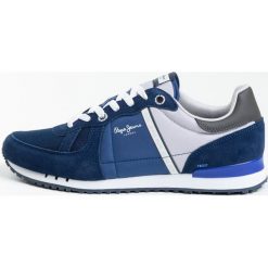 Pepe Jeans tenisówki męskie Tinker Zero ATH PMS30612 41 ciemnoniebieskie. Niebieskie trampki męskie Pepe Jeans, bez wzorów, z jeansu, bez zapięcia. W wyprzedaży za 229,00 zł.